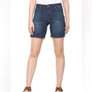1822 BERMUDA women's denim jean shorts size 4 whiskers medium wash cuffed EUC
